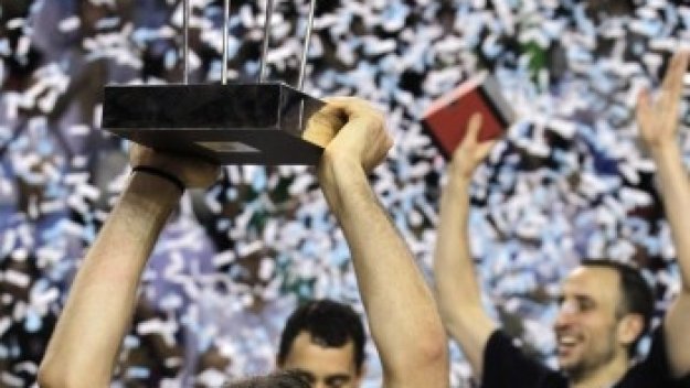 Луис Скола донесе триумф на Аржентина