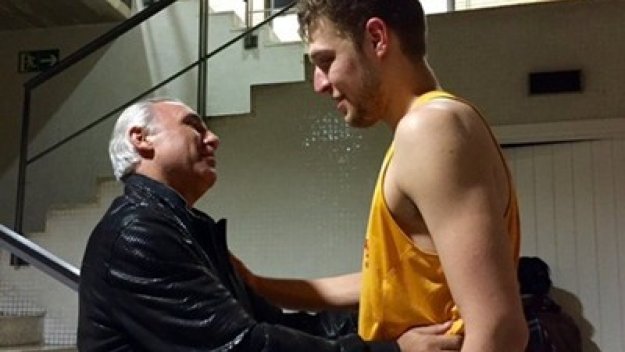 Камата отиде на баскет заради Везенков
