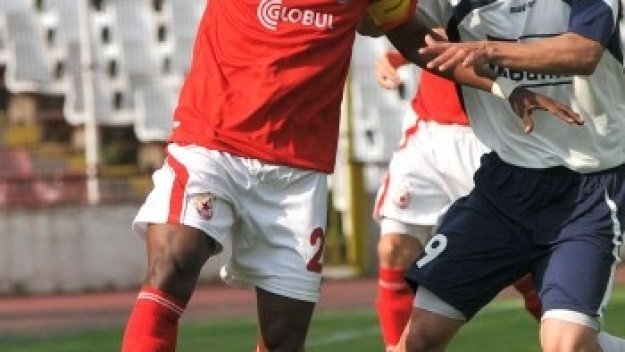 Маркиньос предлага двама бразилци на ЦСКА