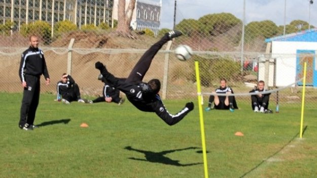 Кокала развъртя метлата в Локо Пловдив