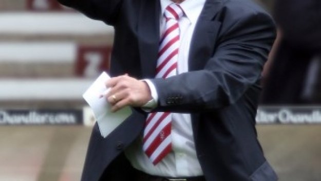 Стив Макларън напуска Нотингам