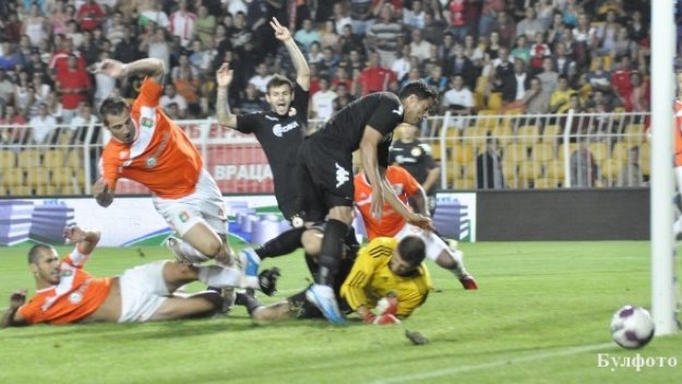 Литекс ревна срещу Антон Генов