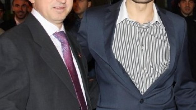 Спрягат и Матушев за мястото на Радуканов