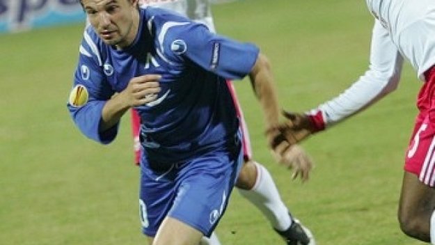 Йовов се колебае: Треньор на Левски или кмет на Своге