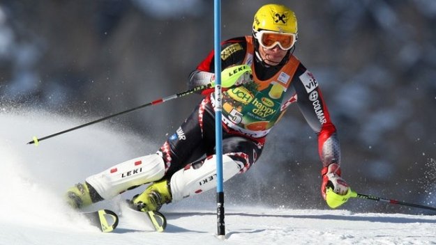 Ивица Костелич очаквано води след първия манш на слалома в Кицбюел