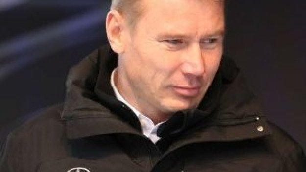 Продължават слуховете за завръщането на Хакинен