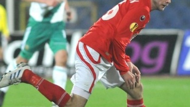 Стойчо връща Шеридън на &quot;Армията&quot;