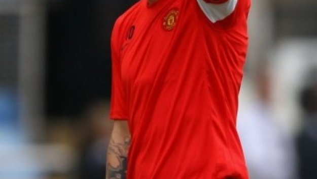 Бербатов ще преговаря за нов договор през този месец