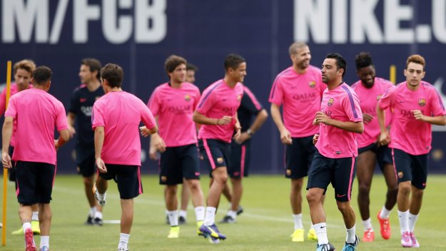 Луис Енрике взима 26 играчи на Острова