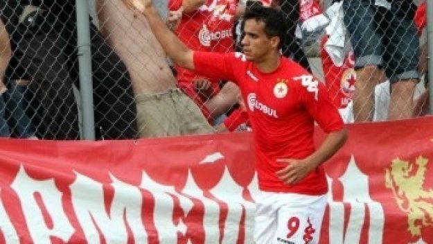 БФС не разреши на Мишел Платини да играе футбол