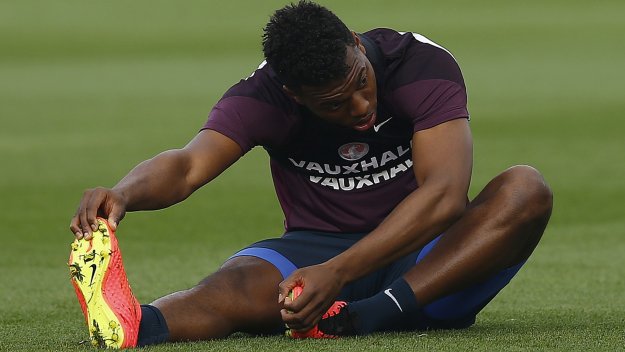 Стъридж се връща за дербито с Евертън