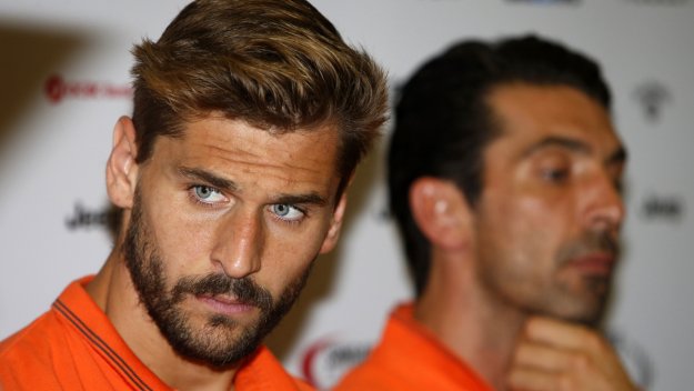 Юве отхвърли оферта от Валенсия за Йоренте