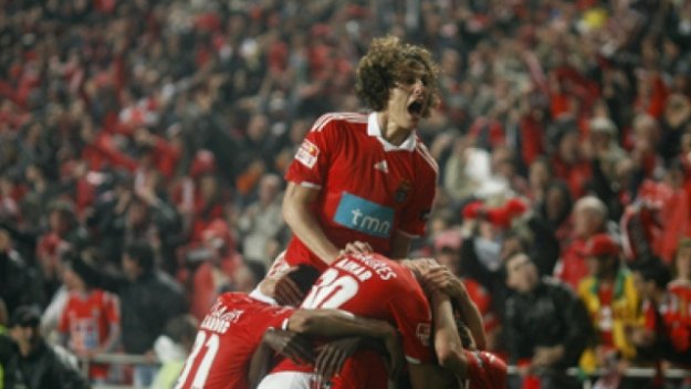 Бенфика тръгва за пета поредна титла