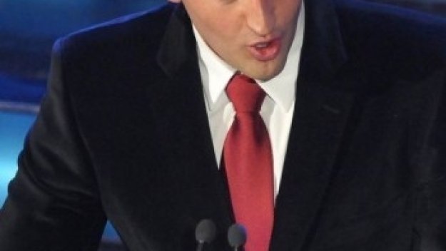 Нищо ново - Петър Стойчев пак мачка в плувния маратон