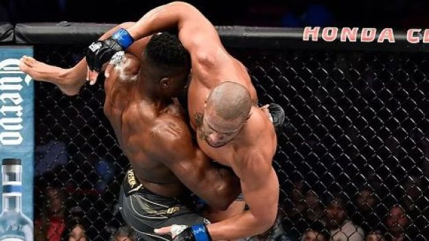 Всичко е ясно: Хищника напуска UFC