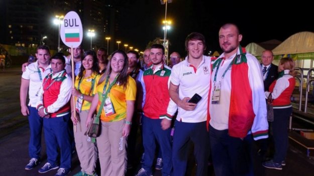 Вдигнаха българското знаме в Рио