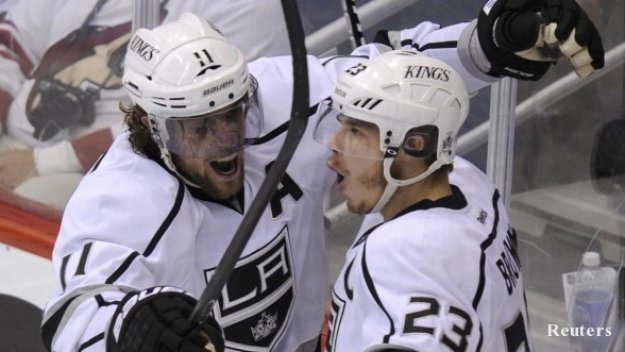 ЛА Кингс бие и във Финикс