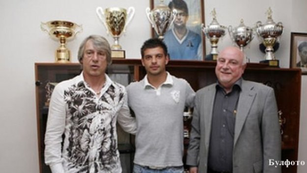 Левски праща крило в Локо София