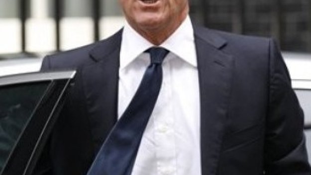 Капело вика халф на Съндърланд за контролата с Франция