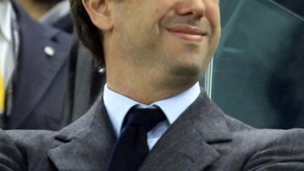 Андреа Аниели: Феновете да очакват изненади по отношение на фланелката