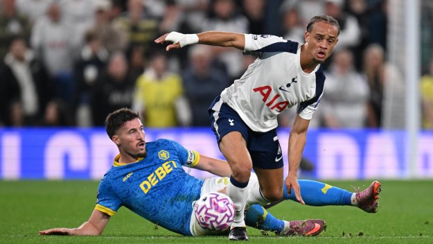 Мениджърът на Тотнъм иска повече от Шави Симонс