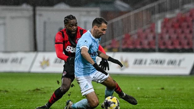 Локо Сф и Арда спукаха топката в калта в „Надежда“