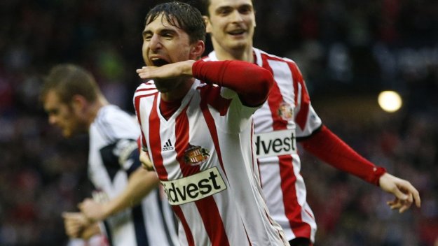 Съндърланд си гарантира оцеляването