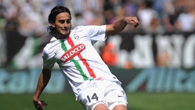 Ако Акулани се върне в Ливърпул, няма да прави драми