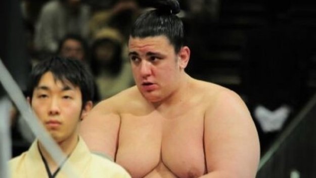 Аоияма с девета загуба на &quot;Аки башьо&quot;