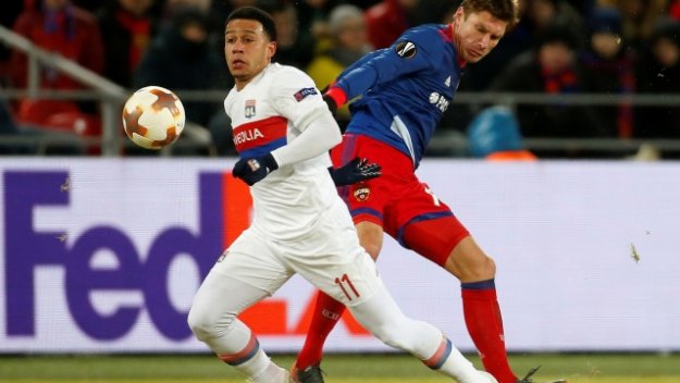 Бивш на Ман Юнайтед отново къса мрежи във Франция