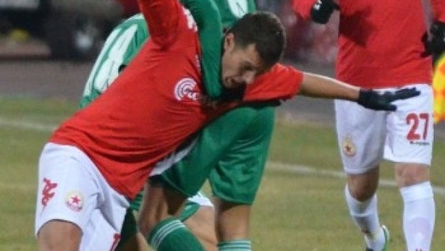 Мораеш не иска да мърда от &quot;Армията&quot;