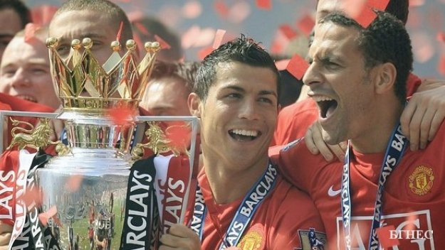 Юнайтед завърши годината на печалба заради Роналдо