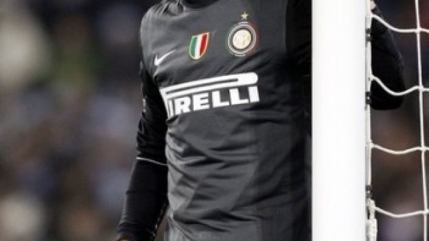 Милан лапва Жулио Сезар