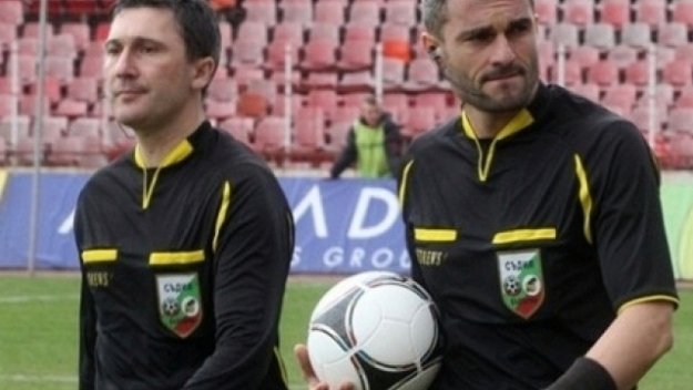 Цветан Кръстев ще свири дербито Левски - Берое