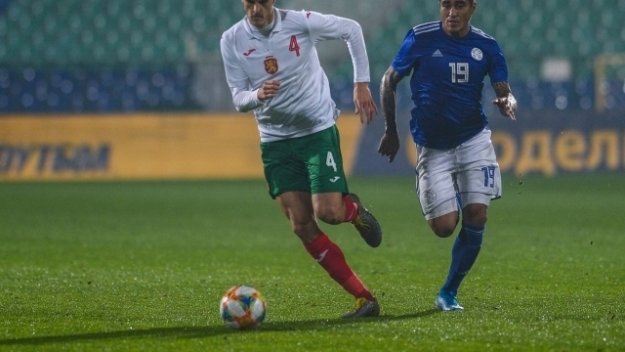 От ЦСКА са се опитали да пробутат пейката Чорбаджийски на Хайдук
