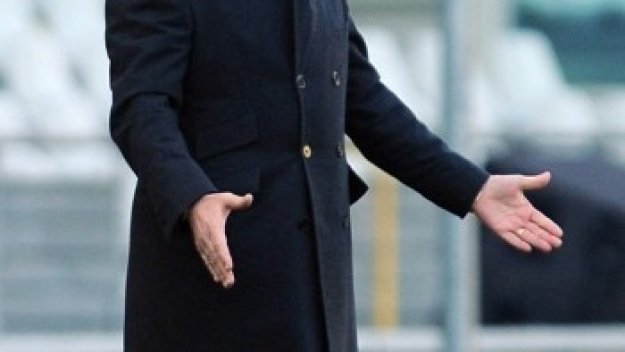 Андре Вияш-Бояш заменя Джиджи Делнери в Юве от лятото?