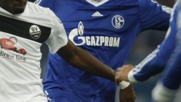 Шалке загуби Метцелдер за няколко седмици