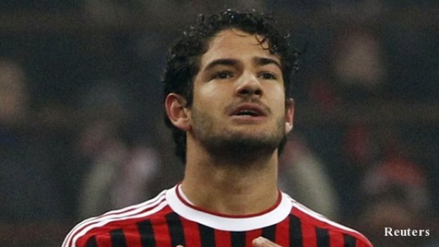 ПСЖ дава 68 милиона евро за Пато и Силва