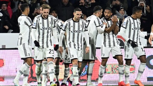 Юве прати младок под наем