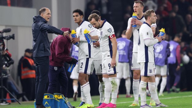 Тухел търси разговор с Трент и другите "пейки"