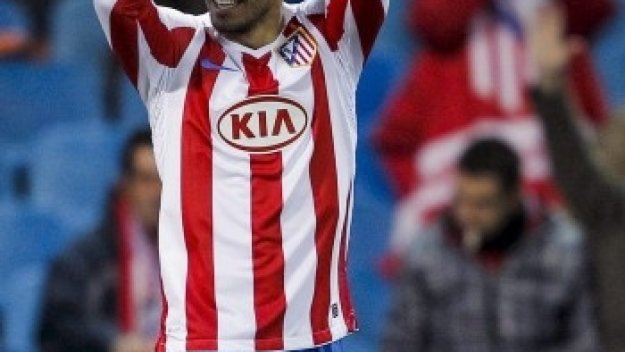 Кун официално на „Калдерон” до 2014