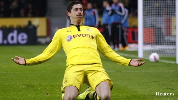 &quot;Дейли Стар&quot;: Левандовски преминава в Байерн през лятото