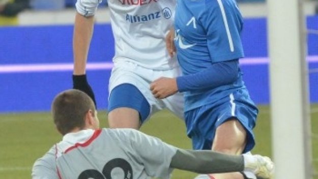 Дани Младенов пред договор с Локо Пловдив