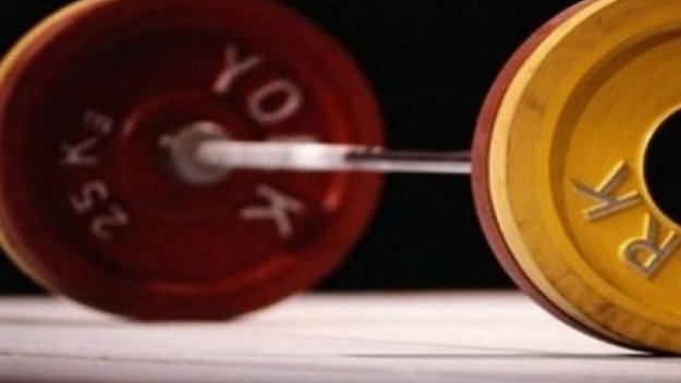 КНДР със злато в женските щанги