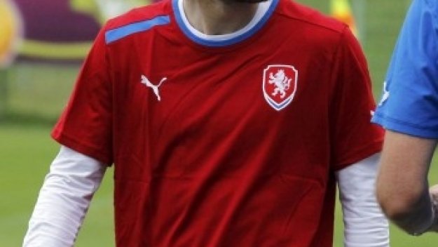Росицки: Роналдо е силен нападател, но не иска да играе в защита