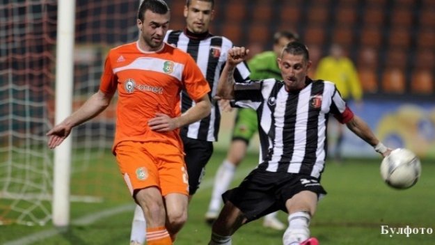 Винпром ще налива пари в Локо Пловдив