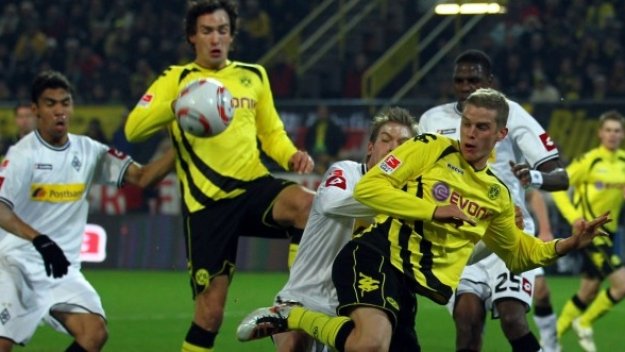 Дортмунд взе „адашкото” дерби