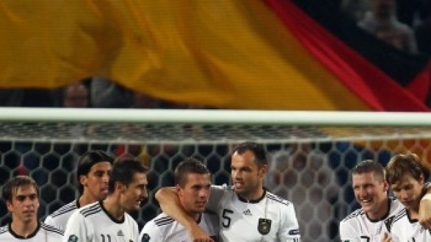 Германия разсипа азерите на Берти