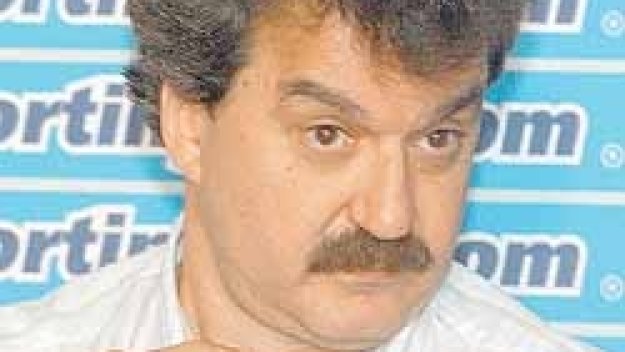 Батков взима на работа в канцеларията на клуба бивш армеец