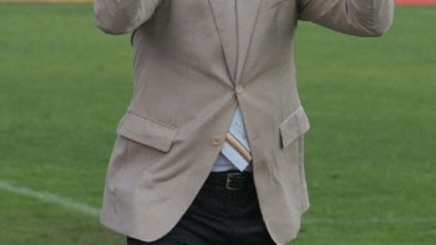 Мъри Стоилов мачка в Кипър